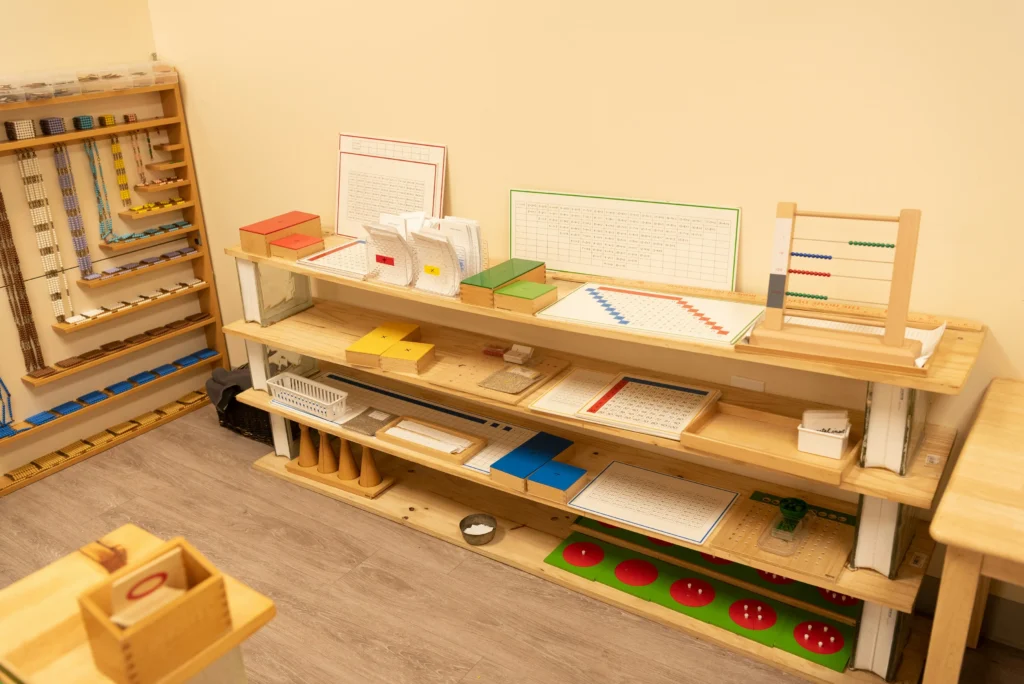 Brinquedos Montessori