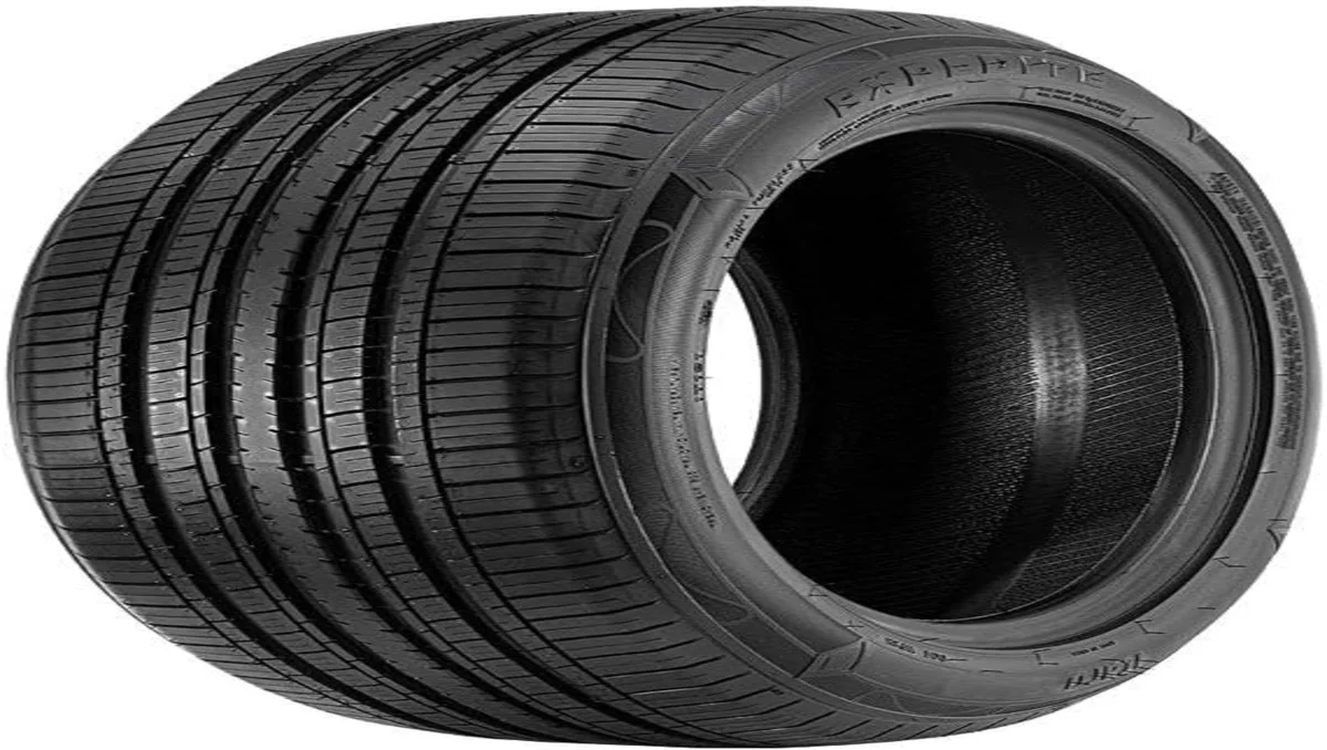 fotografia do pneu marca itaro